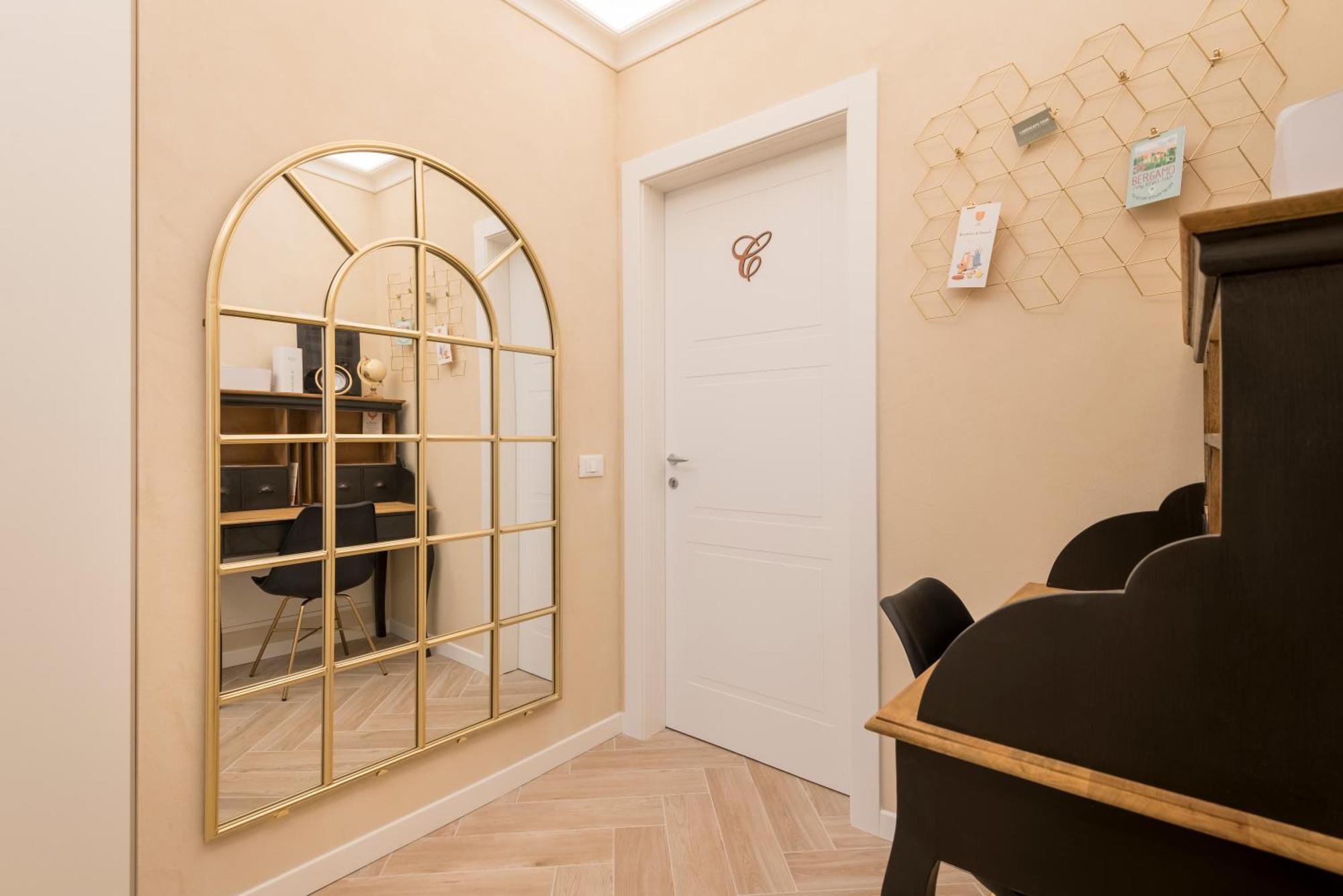 Golden Chic - Citta Alta Bérgamo Exterior foto